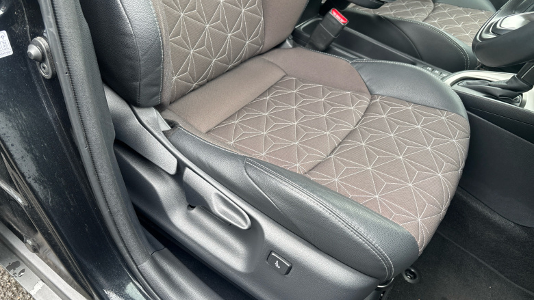 Toyota Yaris Cross 1.5 Hybrid Excel 5dr CVT Hybrid Estate